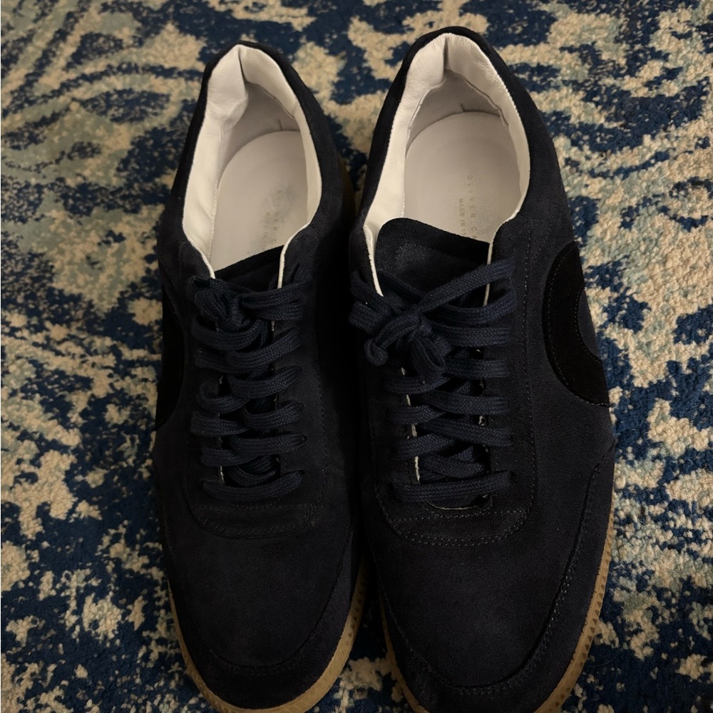 Oliver Cabell Blue Sneakers Minimalist Design
